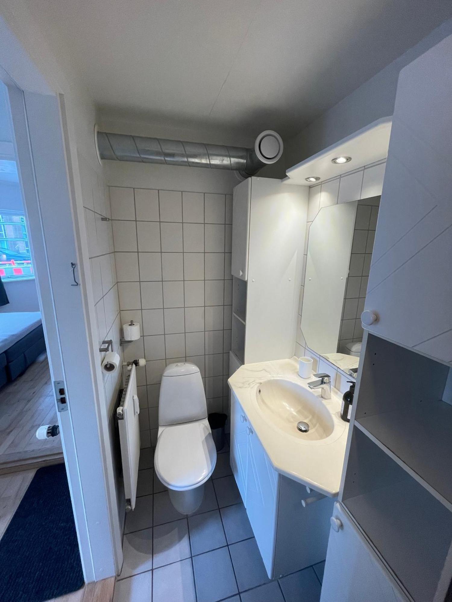 Central Apt With Parking Possibility, Netflix & Near Attractions Apartment Århus Exterior foto