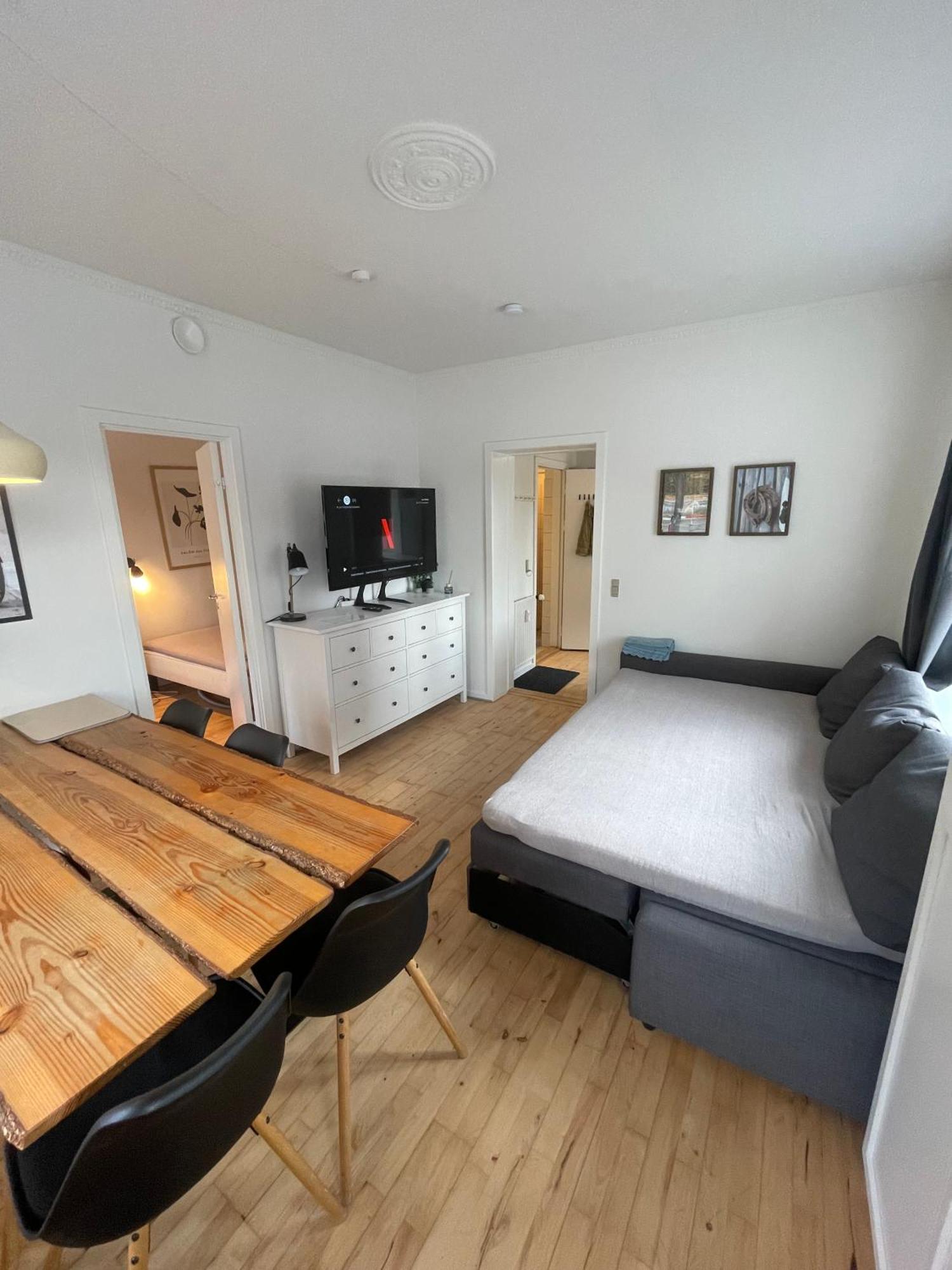 Central Apt With Parking Possibility, Netflix & Near Attractions Apartment Århus Exterior foto